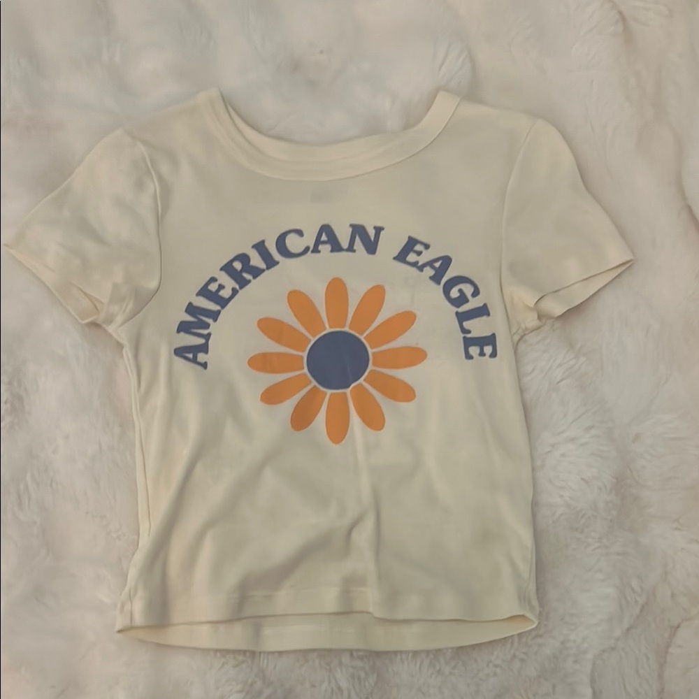 American Eagle Outfitters 60s Baby Tee